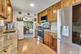 1243 25th St SE, Puyallup, WA 98372 - Photo 13