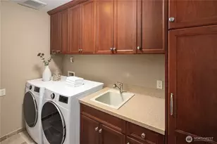 1188 Harvard Ave E, Seattle, WA 98102 - Photo 31