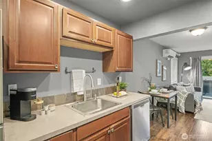 5021 Ripley Ln N, Renton, WA 98056 - Photo 3