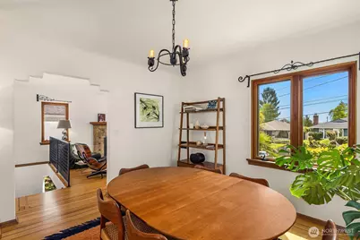 2624 W Plymouth Street, Seattle, WA 98199 - Photo 9