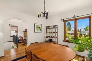 2624 W Plymouth St, Seattle, WA 98199 - Photo 9