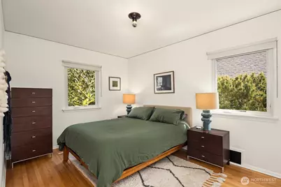 2624 W Plymouth Street, Seattle, WA 98199 - Photo 17