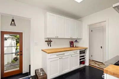 2624 W Plymouth Street, Seattle, WA 98199 - Photo 15
