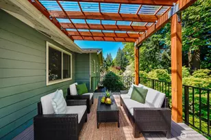 8910 NE 195th Street NE, Bothell, WA 98011 - Photo 23