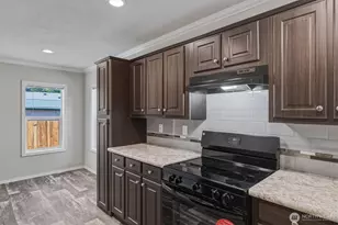 101 Sir Lancelot Dr, Castle Rock, WA 98611 - Photo 15