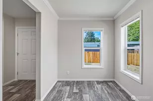 101 Sir Lancelot Dr, Castle Rock, WA 98611 - Photo 17