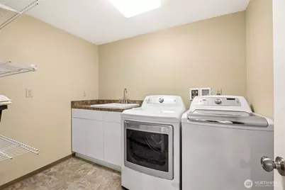 1300 SW 125th Place, Seattle, WA 98146 - Photo 21