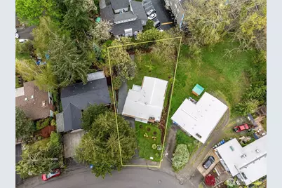 1300 SW 125th Place, Seattle, WA 98146 - Photo 31