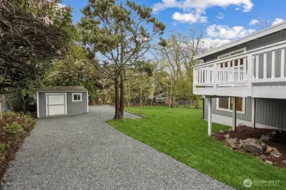 1300 SW 125th Place, Seattle, WA 98146 - Photo 27
