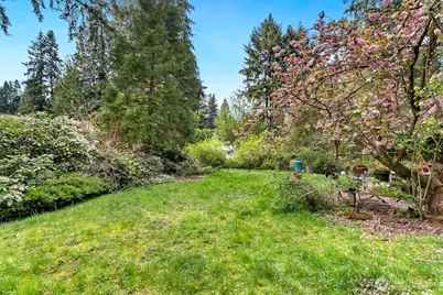 1605 153rd Avenue SE, Bellevue, WA 98007 - Photo 5