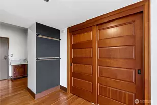 201 Galer St, Seattle, WA 98109 - Photo 7