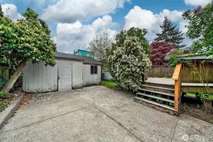 8218 Latona Ave NE, Seattle, WA 98115 - Photo 25
