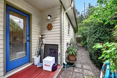 2434 55th Avenue SW, Seattle, WA 98116 - Photo 23