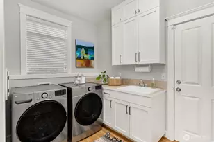 712 Tiffany Meadows Dr NE, Bainbridge Island, WA 98110 - Photo 23