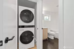 2011 Dexter Ave N, Seattle, WA 98109 - Photo 21