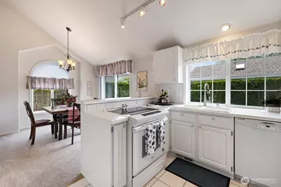 34 Lakewood Oaks Drive SW, Lakewood, WA 98499 - Photo 13