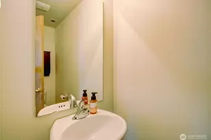417 Crested Butte Blvd, Mount Vernon, WA 98273 - Photo 5