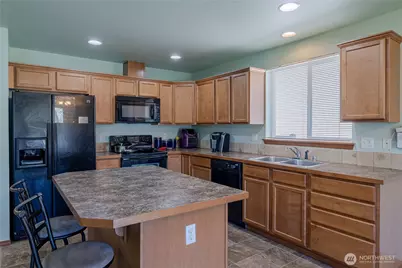 20402 5th Avenue Ct E, Spanaway, WA 98387 - Photo 11