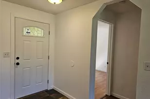 727 Tipsoo Loop S, Rainier, WA 98576 - Photo 5