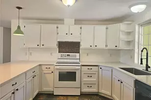 727 Tipsoo Loop S, Rainier, WA 98576 - Photo 7