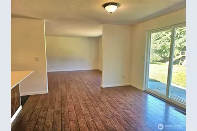 727 Tipsoo Loop S, Rainier, WA 98576 - Photo 17