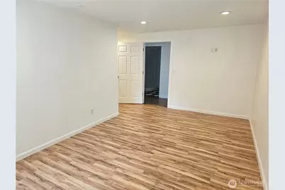 727 Tipsoo Loop S, Rainier, WA 98576 - Photo 21