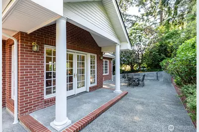 6681 NE Windermere Street, Seattle, WA 98115 - Photo 13