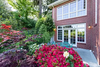 6681 NE Windermere Street, Seattle, WA 98115 - Photo 9