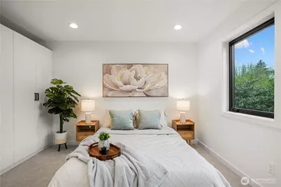 13022 Corliss Avenue N #B, Seattle, WA 98133 - Photo 15