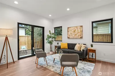 13022 Corliss Avenue N #B, Seattle, WA 98133 - Photo 11