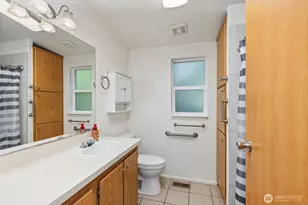 7831 Phillips Rd SE, Port Orchard, WA 98367 - Photo 15