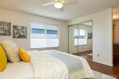 2219 13th Avenue W #5, Seattle, WA 98119 - Photo 15