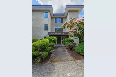 2219 13th Avenue W #5, Seattle, WA 98119 - Photo 33