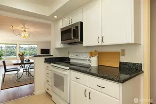 2219 13th Ave W, Seattle, WA 98119 - Photo 11
