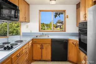 1811-1/2 10th St W, Kirkland, WA 98033 - Photo 19