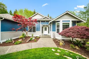 11940 Windtree Ln SE, Rainier, WA 98576 - Photo 3