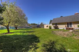 1320 4th St, Cosmopolis, WA 98537 - Photo 35