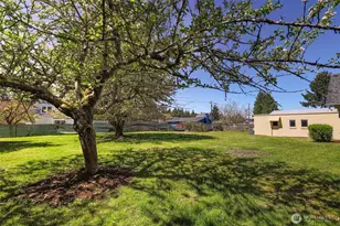 1320 4th St, Cosmopolis, WA 98537 - Photo 37