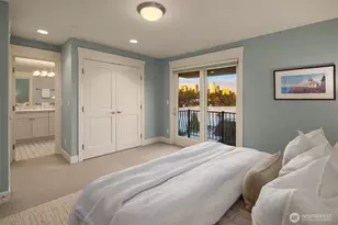 232 Overlake Dr E, Medina, WA 98039 - Photo 23