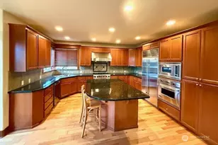 23419 NE 10th Pl, Sammamish, WA 98074 - Photo 15