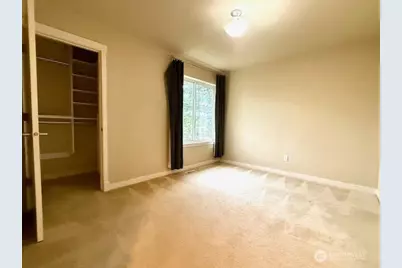 23419 NE 10th Place, Sammamish, WA 98074 - Photo 23