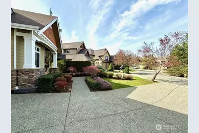 23419 NE 10th Place, Sammamish, WA 98074 - Photo 3
