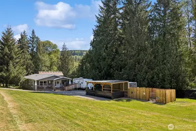230 Home Town Drive, Kelso, WA 98626 - Photo 1