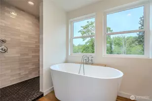 9301 Lohrer Ln NE, Olympia, WA 98516 - Photo 9
