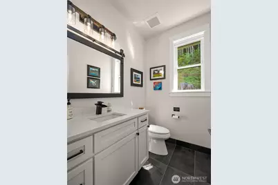 17345 Olympic Pl, Mount Vernon, WA 98274 - Photo 13