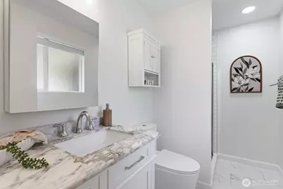 14563 167th Place SE, Renton, WA 98059 - Photo 17