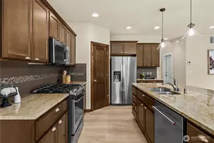1748 Tannerwood Way SE, North Bend, WA 98045 - Photo 11