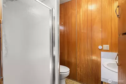 6037 NE Blakely Avenue, Bainbridge Island, WA 98110 - Photo 21