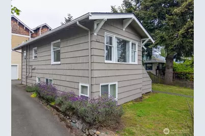 7945 9th Avenue SW, Seattle, WA 98106 - Photo 3