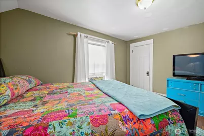 6837 S Thompson Avenue, Tacoma, WA 98408 - Photo 23